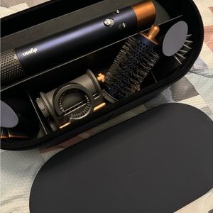 Dyson Airwrap Complete Long in Prussian Blue/Rich Copper.